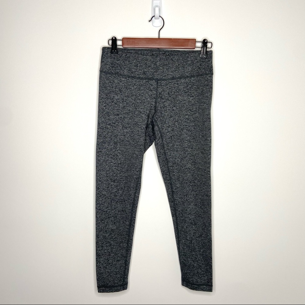 Zella Gray Crop Leggings Size Small